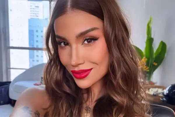 Bianca Andrade é internada e suspende compromissos profissionais