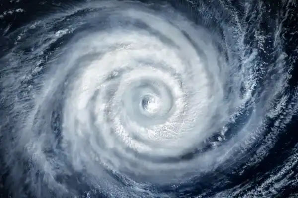 Ciclone extratropical se organiza no Sul e pode gerar ventos de até 100 km/h