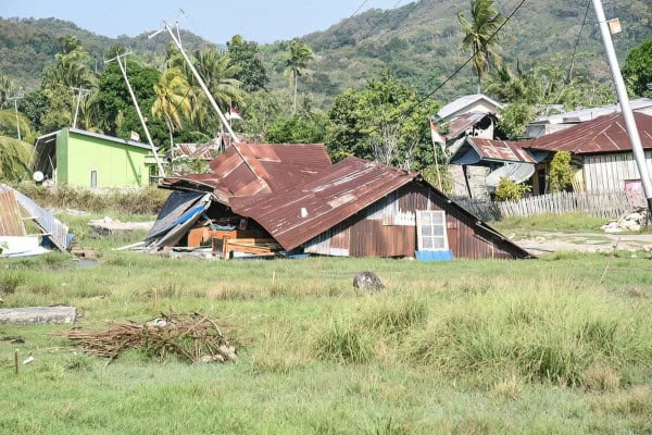 Terremoto de magnitude 6,1 atinge a Indonésia três dias após tremor que matou mais de 60 pessoas