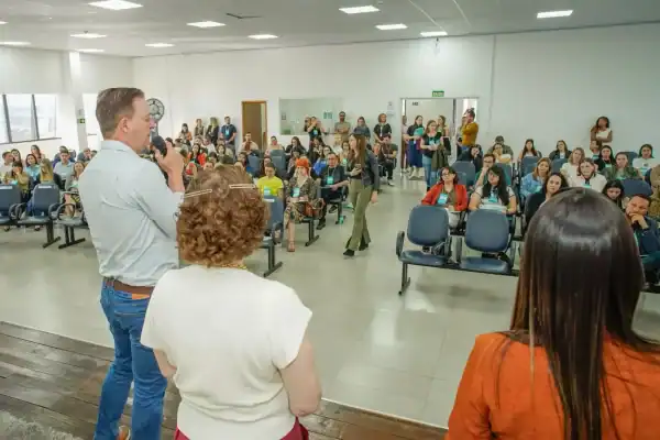 Meta paga US$ 16,7 bilhões e promete mudanças para proteger crianças no Facebook e Instagram