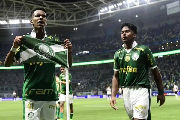 Palmeiras alcança R$ 2 bilhões em vendas de jogadores e supera Barcelona e Real Madrid