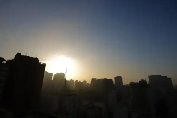 Onda de calor deixa SP em alerta por baixa umidade e Sul do País pode ter granizo e ventania
