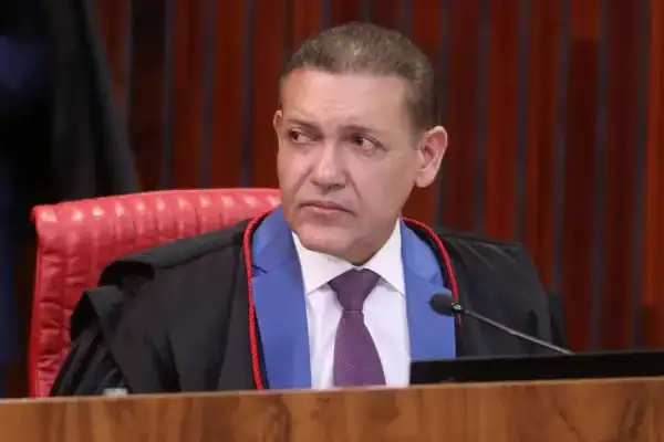 Vazamento de gás causa incêndio na residência de Kassio Nunes Marques