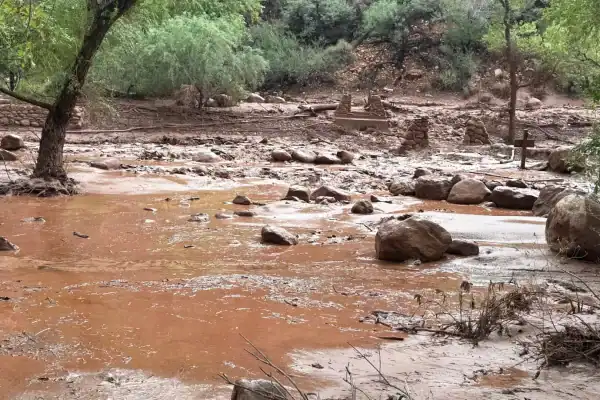 Inundação de grande proporção no Grand Canyon deixa mais de 20 pessoas desaparecidas