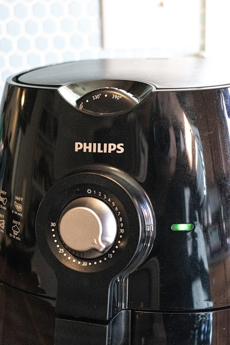 O uso frequente da air fryer pode influenciar o consumo de energia da residência. (Créditos: Unsplash / Kelsey Todd)