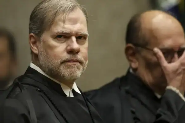 Dias Toffoli se declara suspeito em julgamento sobre Moraes e Banco Master