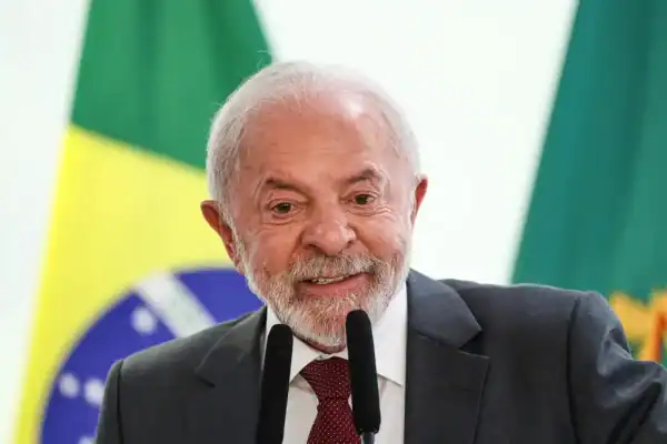 Lula pede fim do sigilo no caso Banco Master: “O Brasil precisa saber a verdade”