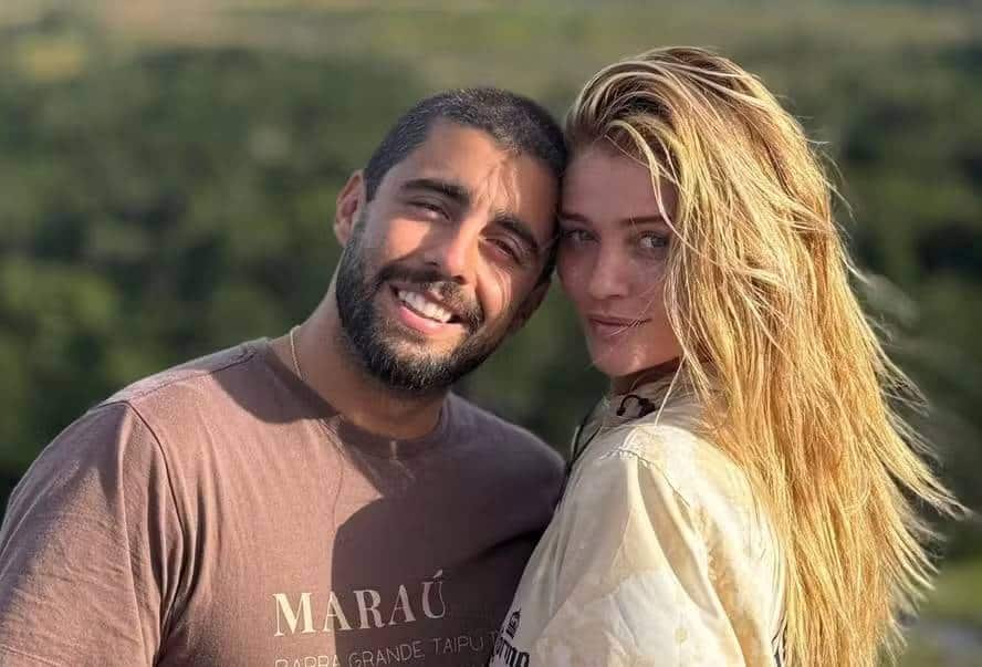 Antes do anúncio, Cintia Dicker reagiu a rumores de crise no casamento com Pedro Scooby (Foto: Instagram)