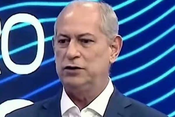 Ciro Gomes sai em defesa de bolsonaristas que o apoiam: “São homens honrados”
