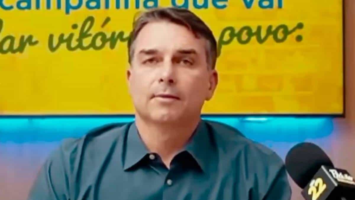 Flávio Bolsonaro amplia maior índice de rejeição entre candidatos, aponta BTG/Nexus (Foto: Instagram)