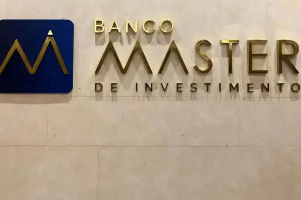 PT vai ao STF e pede fim do sigilo em investigações do Banco Master