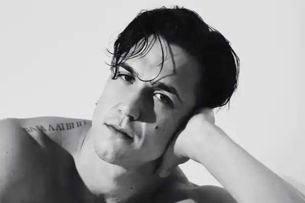 Influenciador Lucas Drake é encontrado morto após publicar mensagem de despedida