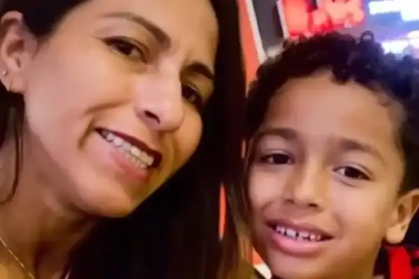 Mãe de menino desaparecido no RJ desde 2024 relata contato da Interpol