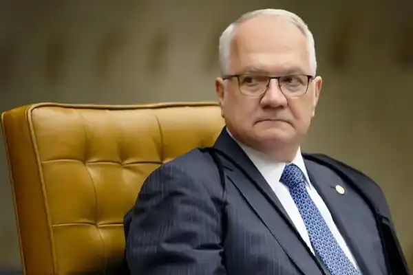 Ministros do STF consideram medidas de Fachin um alívio, mas afirmam que crise persiste