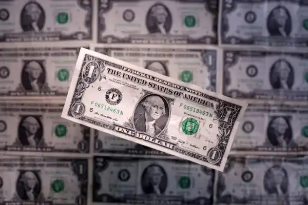 Fluxo cambial em agosto fecha com déficit de US$ 3,914 bilhões, diz BC