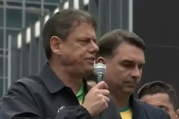 Tarcísio revisa diversas cláusulas do contrato da ViaMobilidade em SP