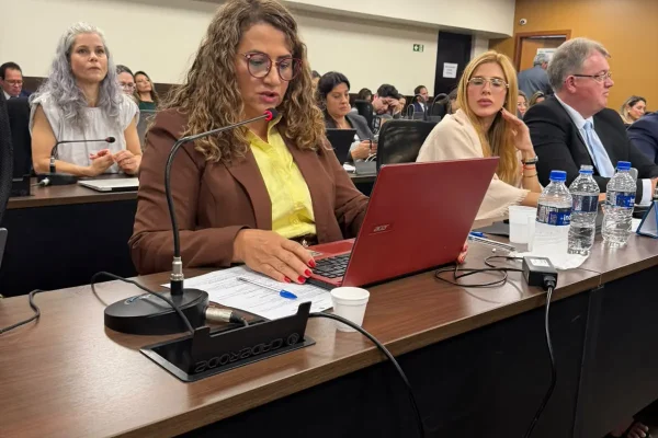 Damares Alves propõe grupo no Senado para reformar o Judiciário em 60 dias