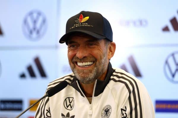 Klopp revela desejo de restaurar a bandeira alemã em sua estreia na seleção