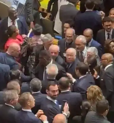Ministro das Relações Exteriores do Irã pede proteção dos EUA na Assembleia-Geral da ONU