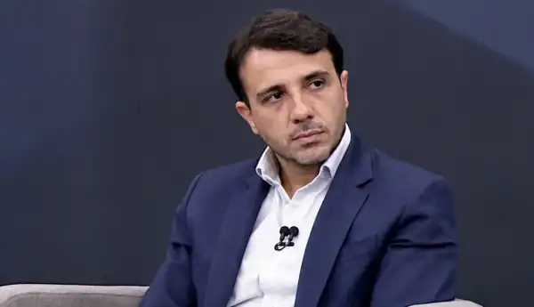 Renan Santos diz ter sido ‘desconvidado’ de debate da TV Globo
