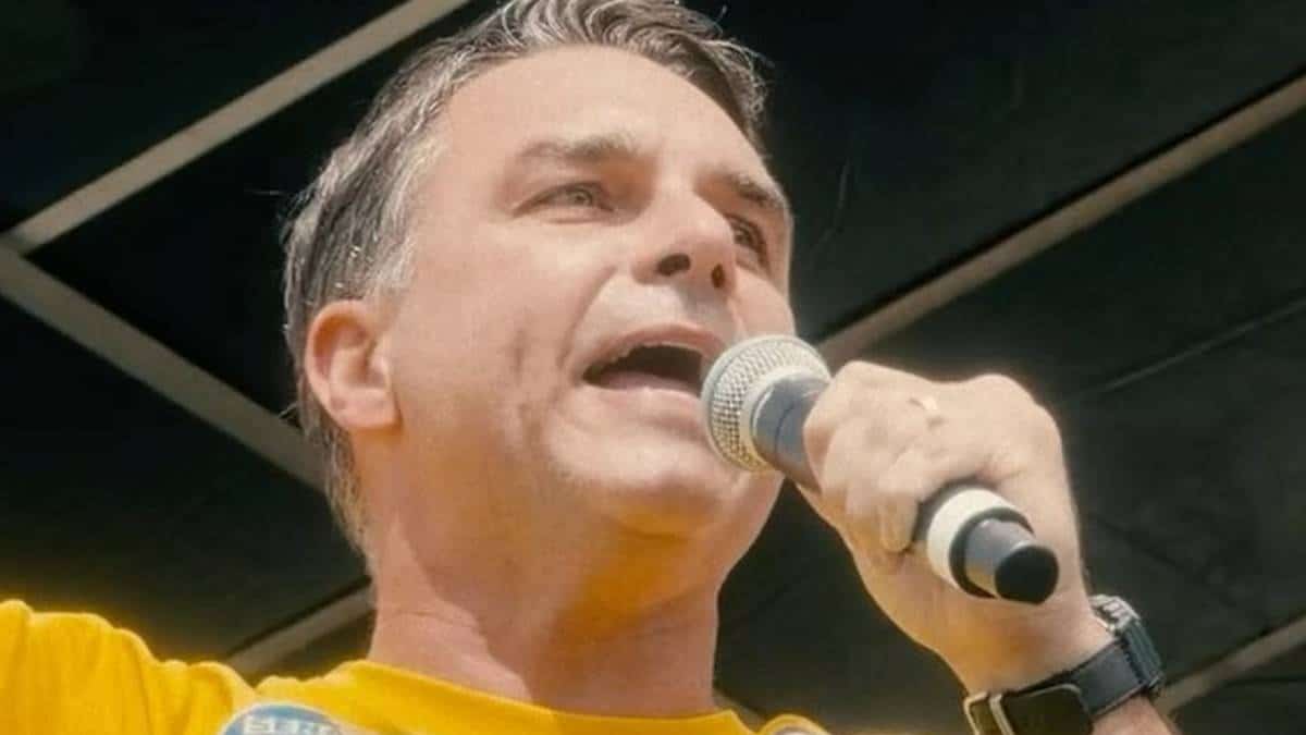 Flávio Bolsonaro dedica 38% dos posts a ataques contra Lula, aponta levantamento (Foto: Instagram)