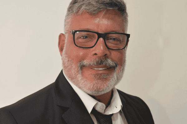 Alexandre Frota se manifesta após Flávio ser intimado pela PF a entregar passaporte