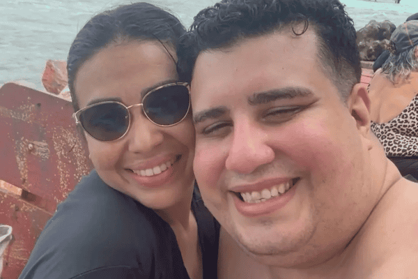 Grávida, viúva de youtuber que morreu aos 33 anos faz desabafo: “Tristeza”