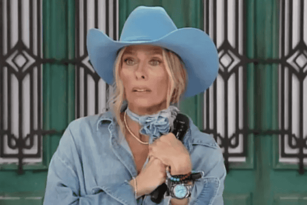 Adriane Galisteu conta que teve vergonha de revelar menopausa ao marido