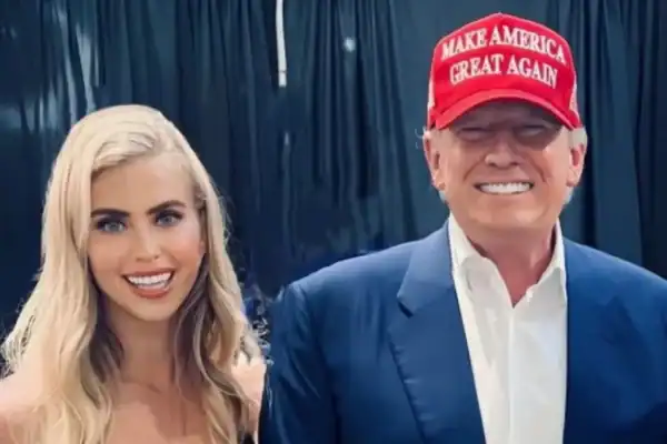 Katie Zacharia, comentarista conservadora, é escolhida para nova porta-voz do governo Trump