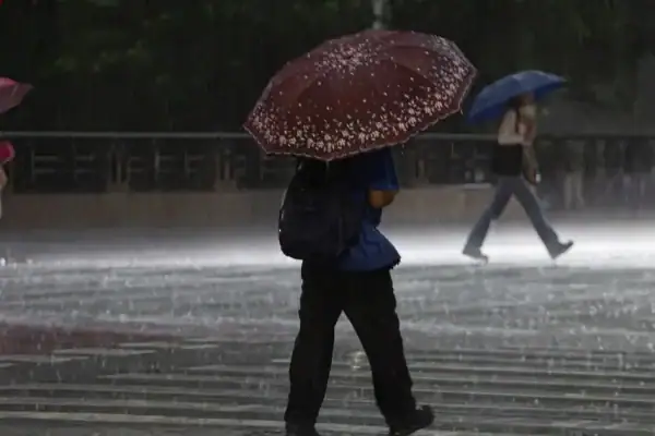 Inmet avisa sobre alerta amarelo para tempestades e chuvas fortes no Sudeste no feriado