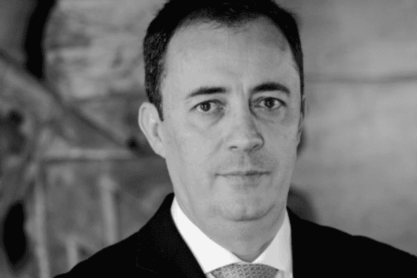 Reitor da PUC-PR Rogério Renato Mateucci morre aos 55 anos em acidente nos EUA