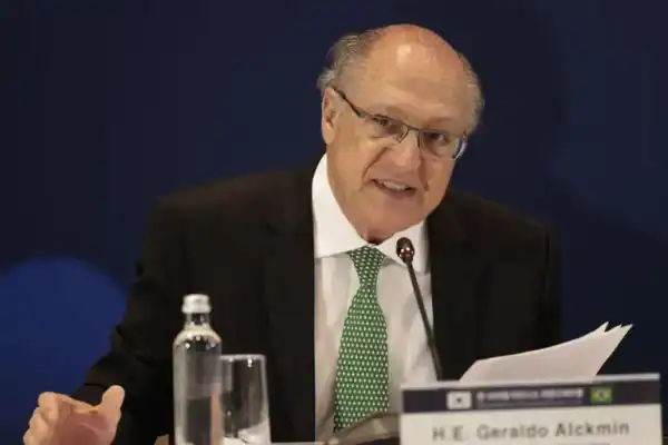 Alckmin quebra o silêncio sobre áudio de Vorcaro e revela posição de Lula