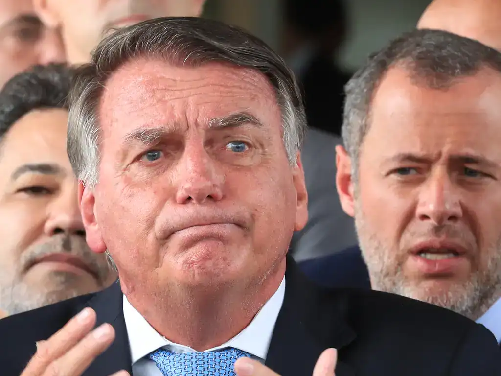 Bolsonaro tenta suspender pena de 27 anos com nova revisão criminal (Foto: Agência Brasil)