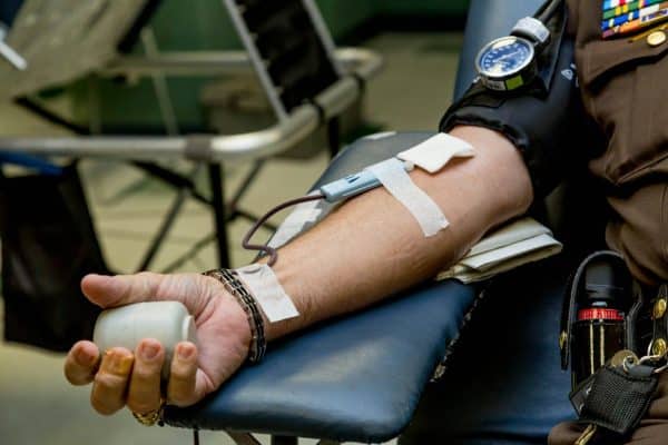 Jejum antes do exame de sangue pode ser desnecessário, revela estudo com milhões de resultados
